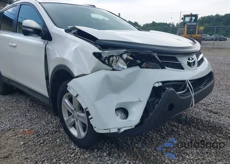 2014 Toyota Rav4 Xle z USA, uszkodzony, nr VIN JTMRFREV7EJ011366